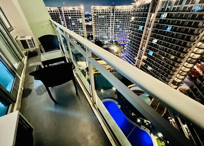 Azure 2bedroom With Balcony * Manila