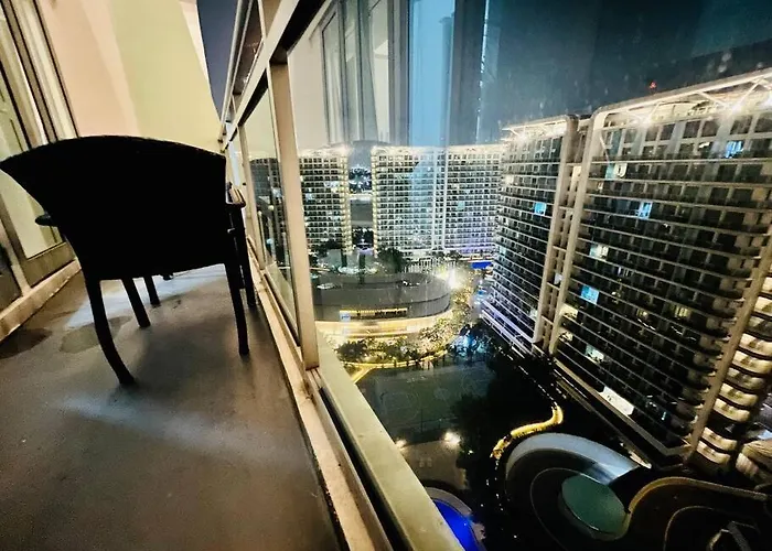 Azure 2bedroom With Balcony Apartamento