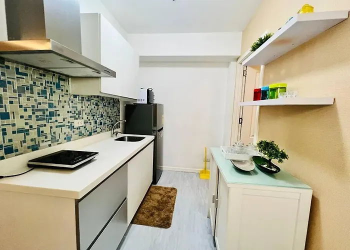 Azure 2bedroom With Balcony *