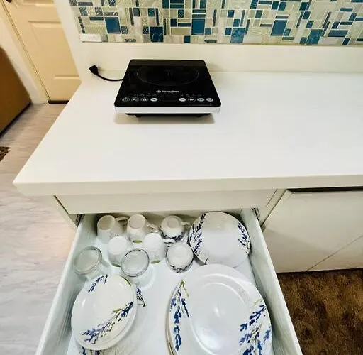 Azure 2bedroom With Balcony * Manila